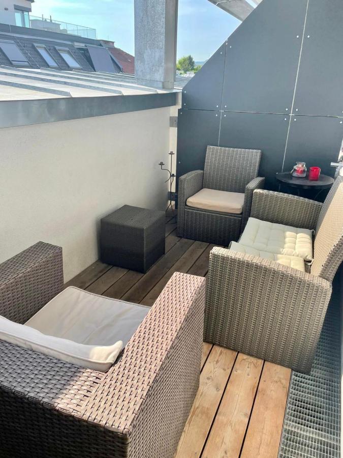 Amazing Location In Near Rathaus Appartement *