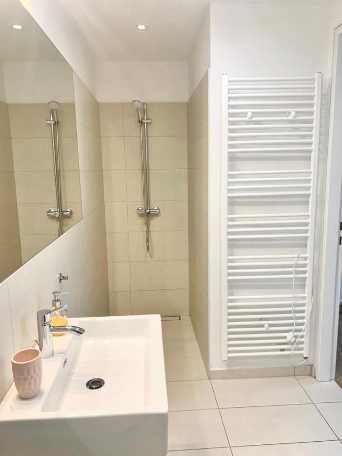 Amazing Location In Near Rathaus Vienne